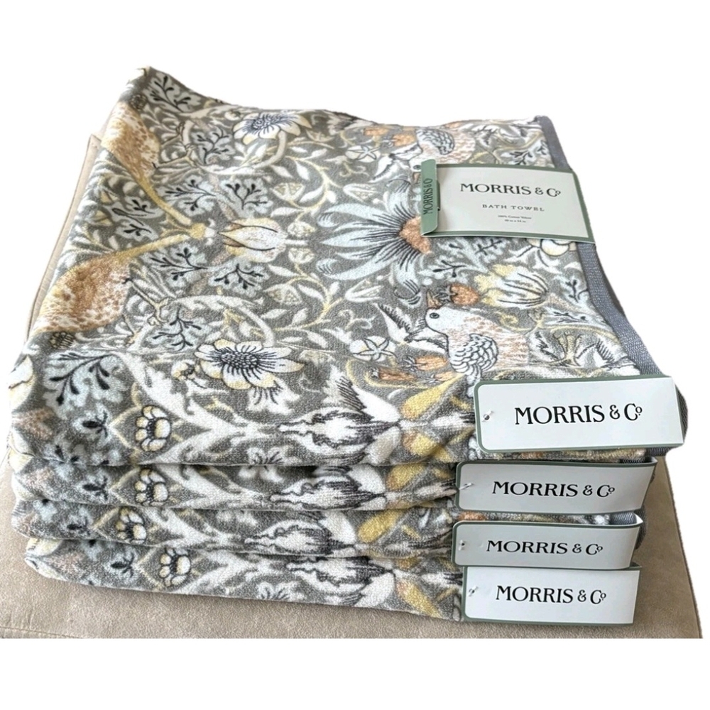 RESERVED for MELANIE! 4 Morris & Co. Strawberry Thief Bath Towels